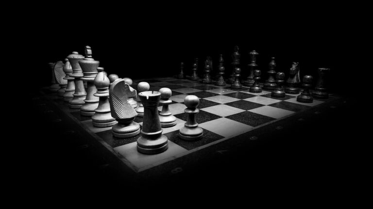 オンラインゲームで快適に遊ぶための回線は低遅延が必須？